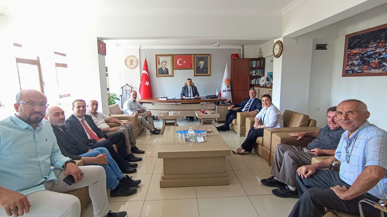 Beypazarı Kaymakamı Ünal Coşkun’dan AK Parti ilçe teşkilatına ziyaret görseli
