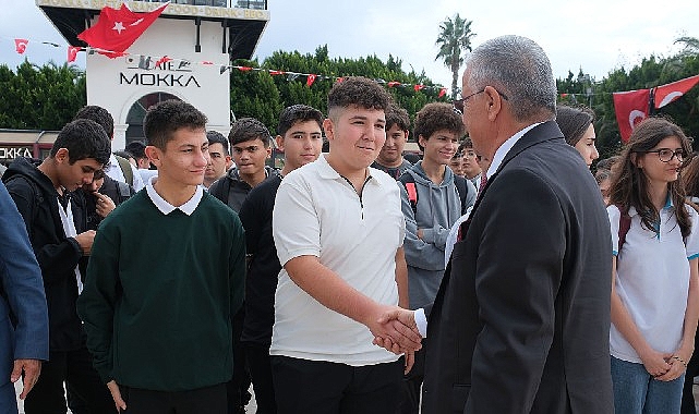 Kemer’de Cumhuriyet Bayramı kutlamaları resmi törenle başladı görseli