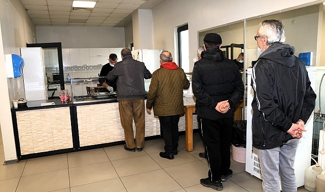 Kimsesizlere ev sıcaklığında hizmet görseli