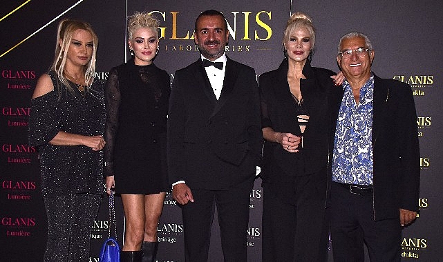 Glanis Laboratories'ten Boğaz'da Bilim ve Güzelliği Buluşturan Gece görseli