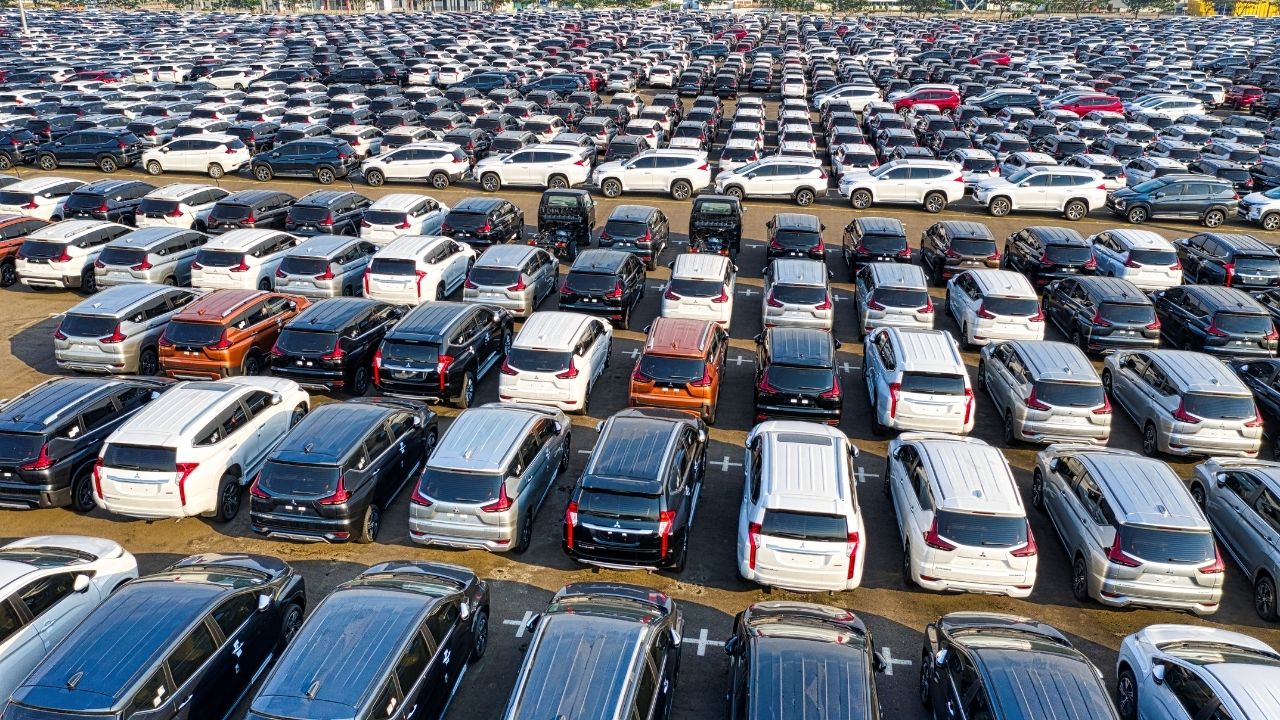 Türkiye ihracatında liderliği otomotiv endüstrisi üstlendi görseli