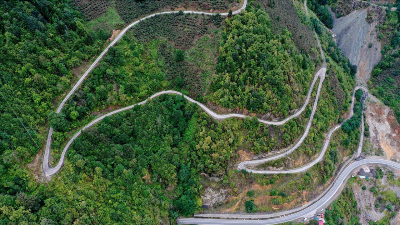 Ordu Mesudiye' de 200 km yol modern görünüme kavuştu görseli