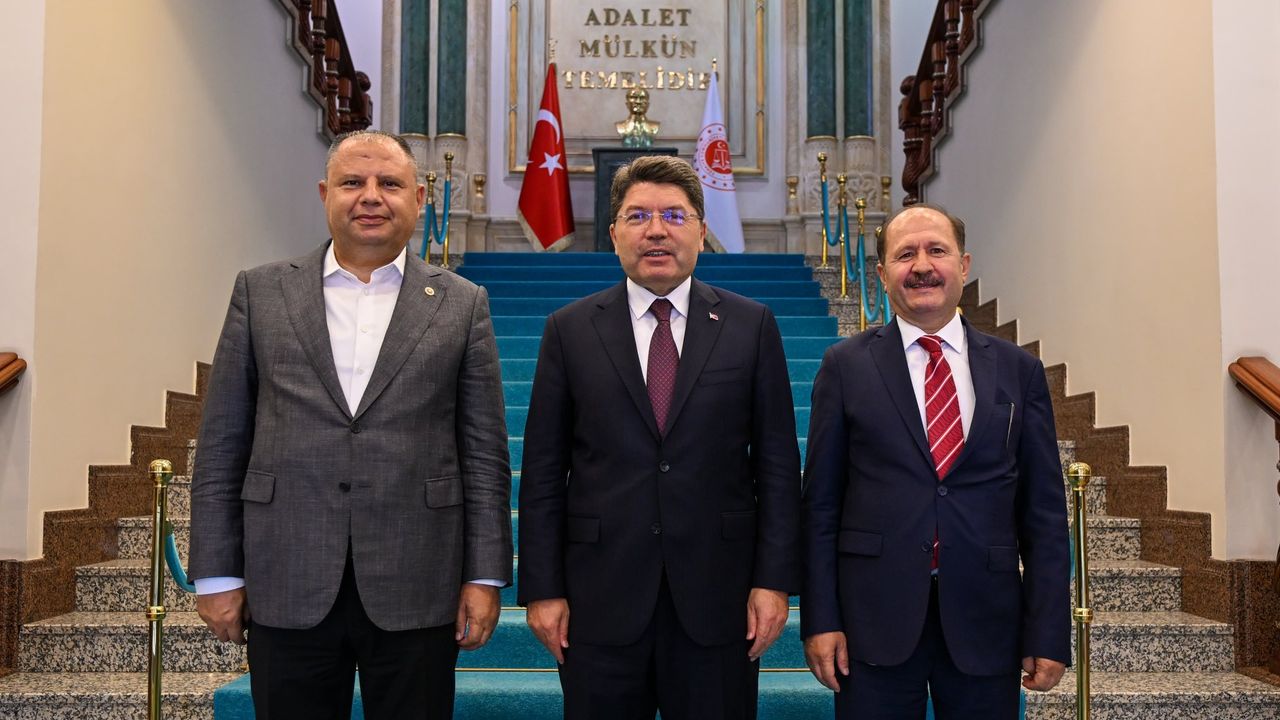 MHP Kırıkkale Milletvekili Öztürk, Bakan Tunç ve Ramazan Can ile görüştü görseli