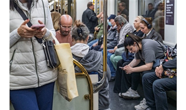 İzmir Metrosu’nda kesintisiz iletişim dönemi başladı görseli