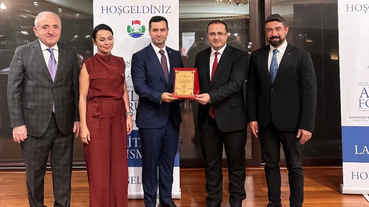 Uluslararası Karadeniz Rize-Ayder formu kitaplaştırıldı görseli
