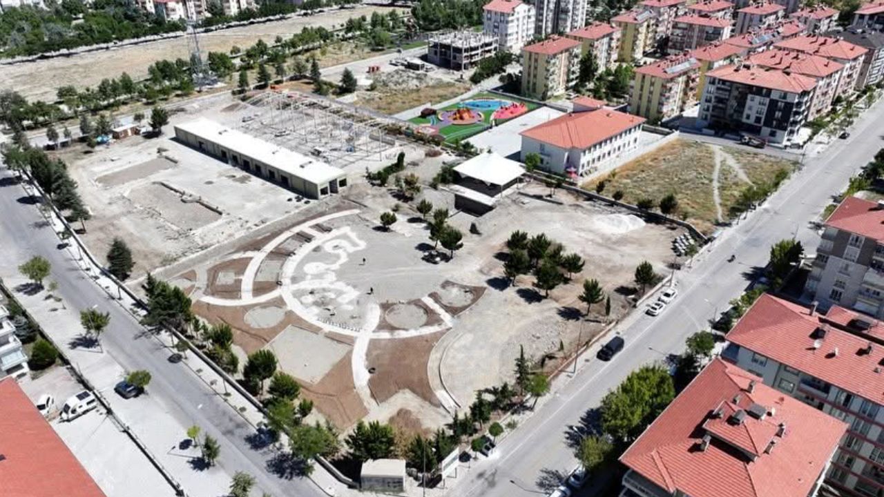 Atıl durumdaki aqua park, Tomurcuk Masal Parkı’na dönüşüyor görseli
