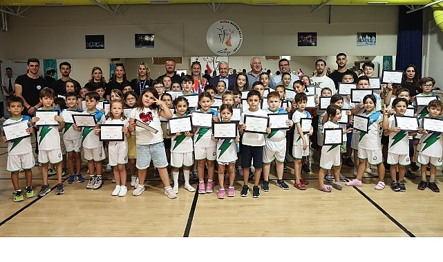 Nilüfer’de “Tam Gün Spor Etkinlikleri” renkli gösterilerle sona erdi görseli