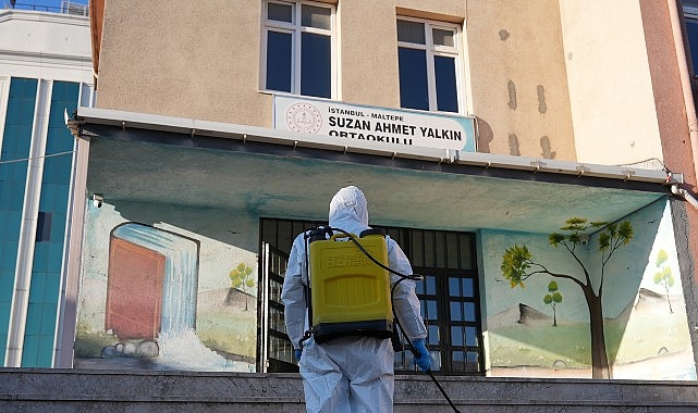 Maltepe’de Okullar Dezenfekte ediliyor görseli