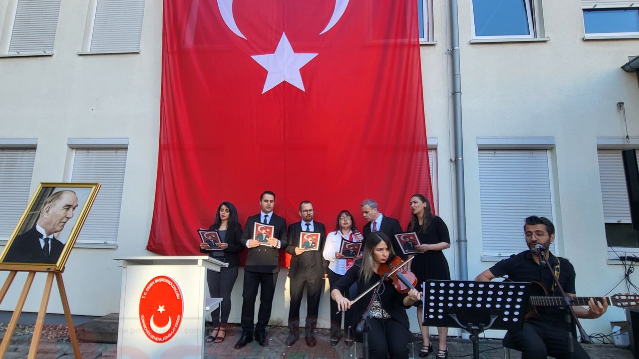 Türkiye Cumhuriyeti Essen Başkonsolosluğu’nda 19 Mayıs coşkusu görseli