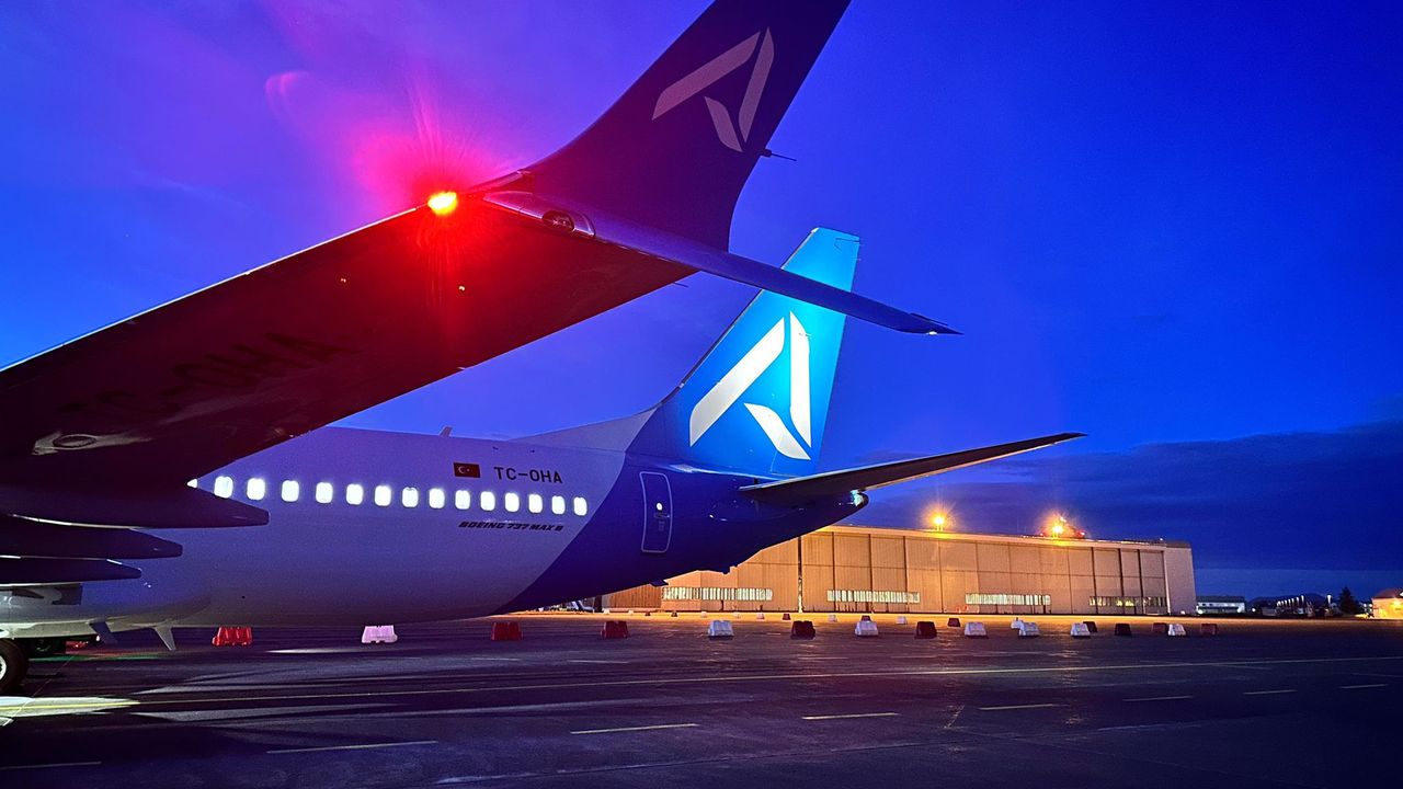 AJet filosunu gençleştirmeye devam ediyor: Boeing 737-8 MAX İstanbul’da görseli