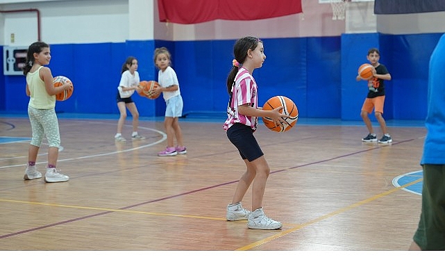 Maltepe Belediyesi Yaz spor okulu 2. dönem başladı. görseli