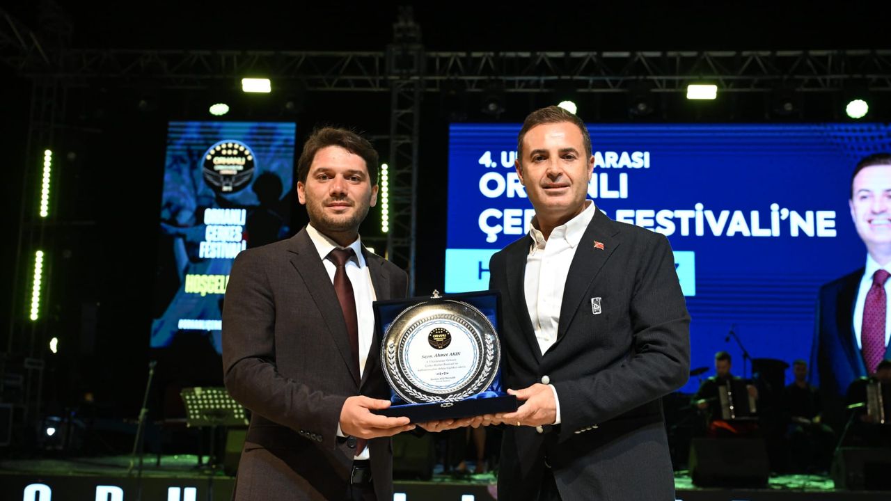 Akın: Bizler, hep birlikte büyük bir aileyiz görseli