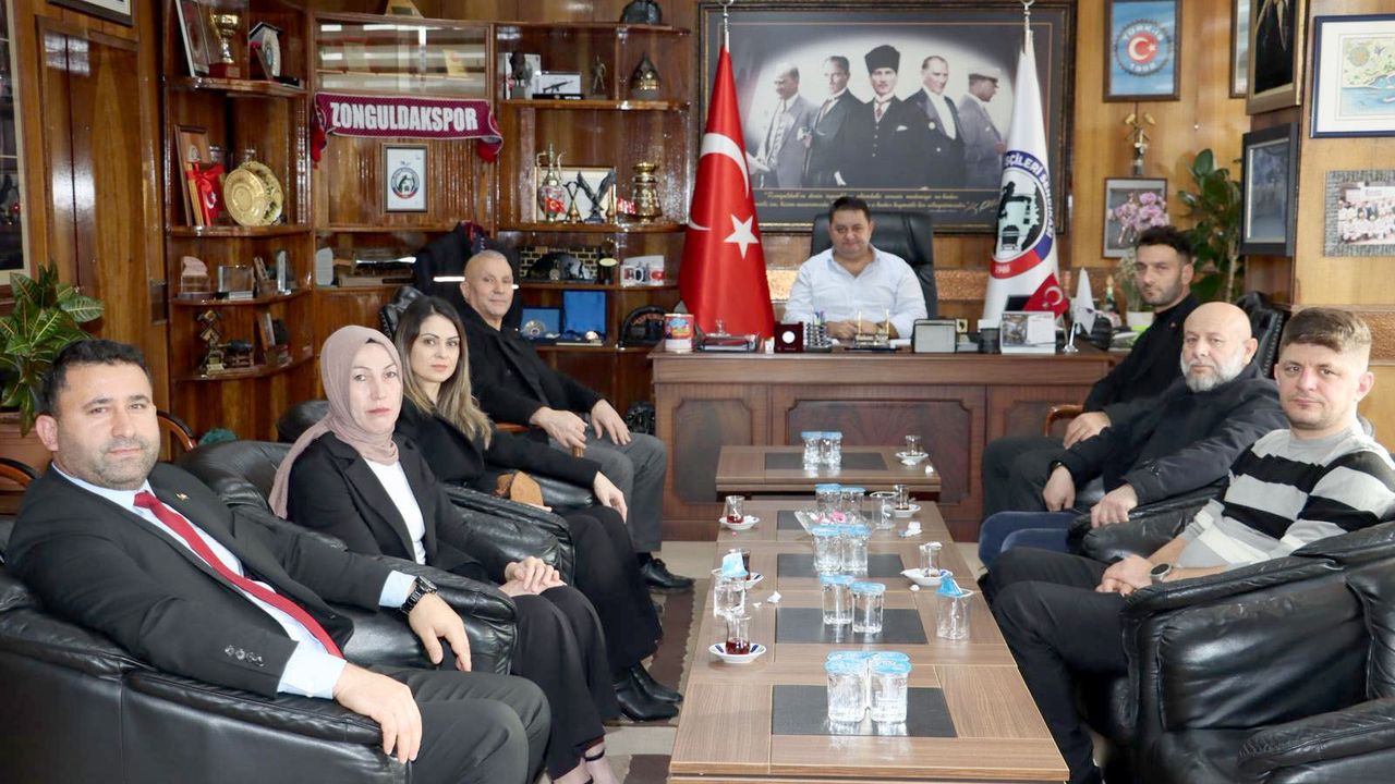MHP Kozlu İlçe Yönetiminden Gemis'e ziyeret görseli