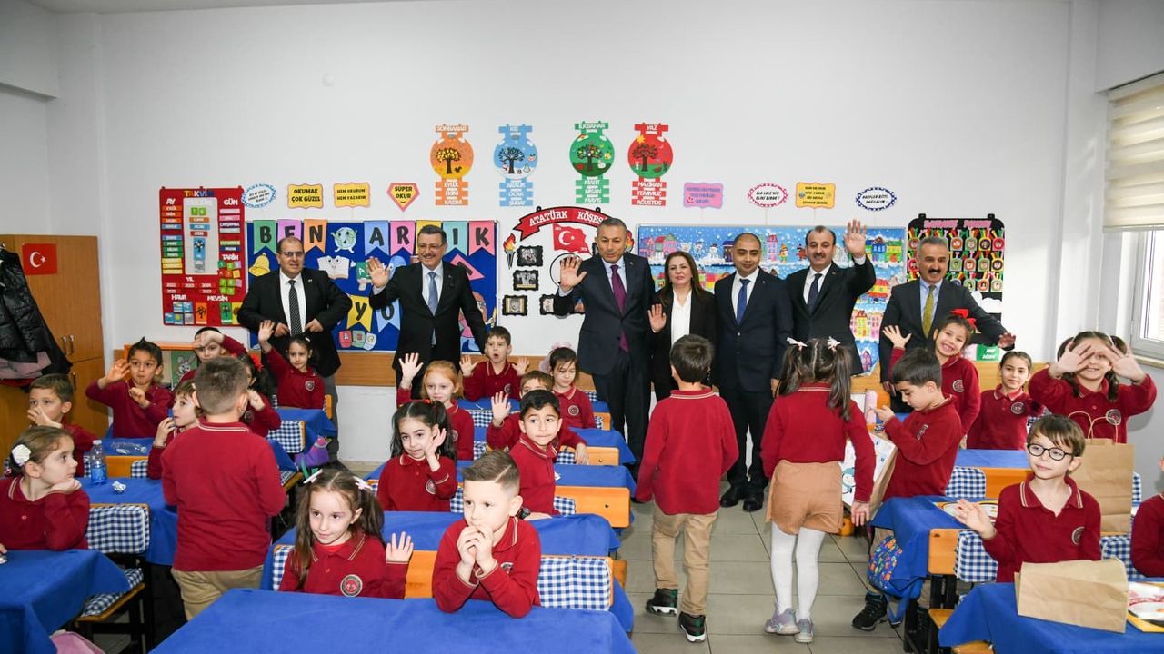 Başkan Genç, karne heyecanına ortak oldu görseli