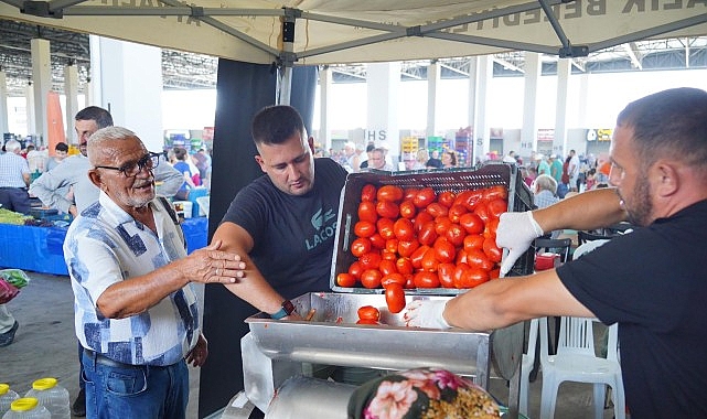 Ayvalık’ta Salça Zamanı Başladı görseli