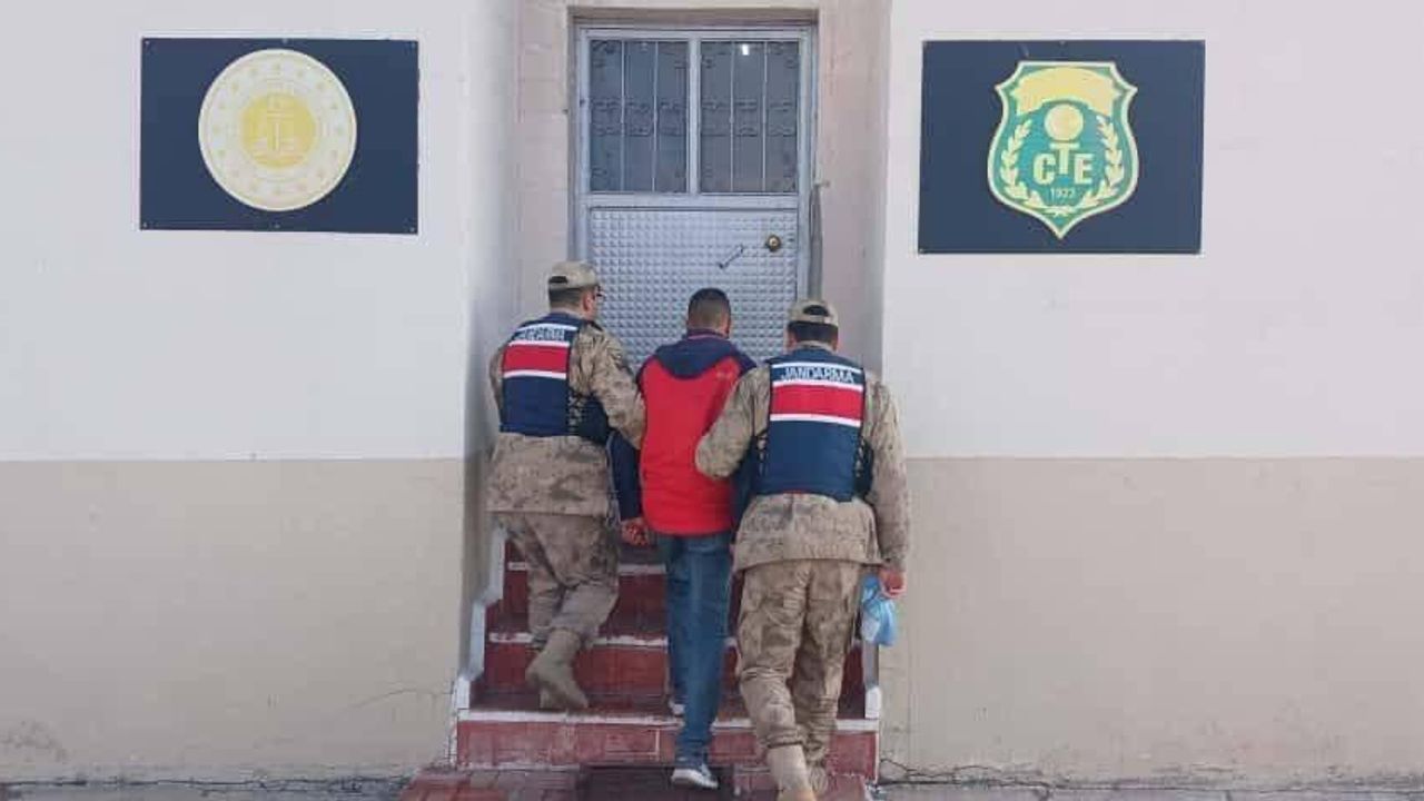 Kars’ta “şantaj” suçundan aranan şahıs yakalandı görseli