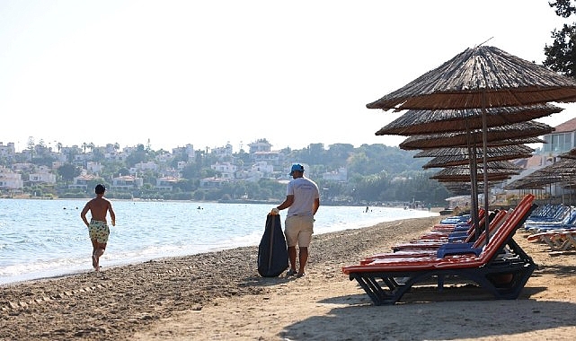 Çeşme Belediyesinden 19 plajda 7/24 temizlik görseli