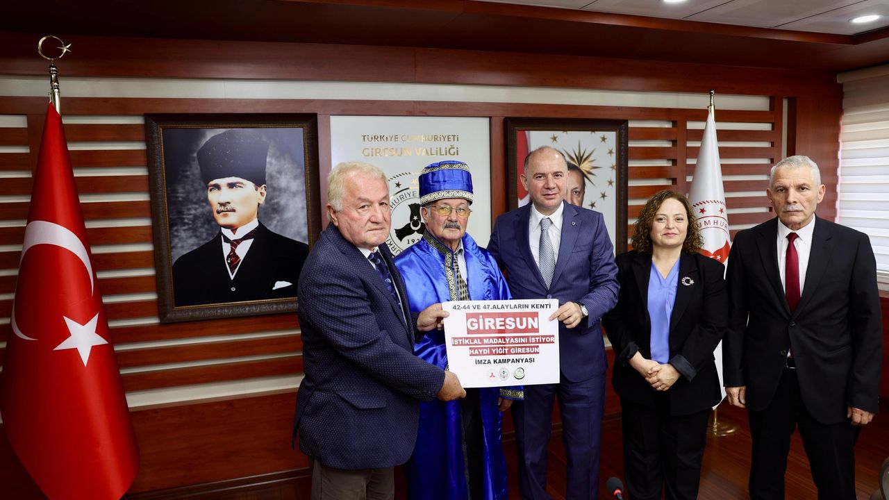 Giresun'da yılın ahisi Metin Hamzaoğlu oldu görseli