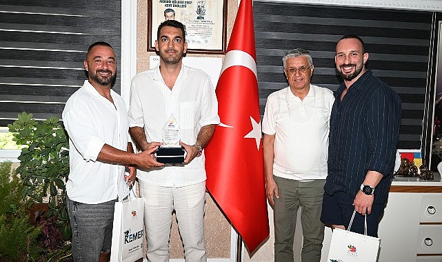 Başkan Topaloğlu’na teşekkür ziyareti görseli