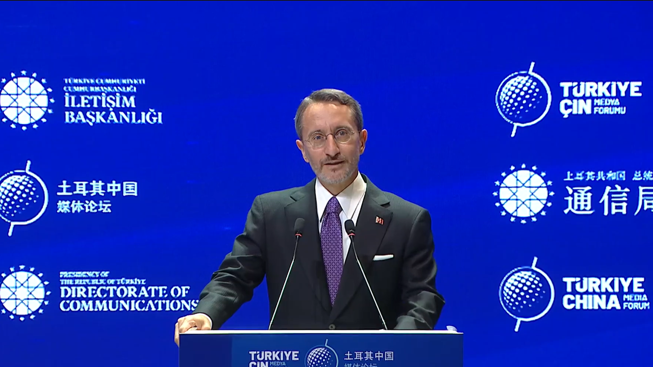 Fahrettin Altun: Küresel barış için hakikat ve adalet eksenli yaklaşım şart görseli