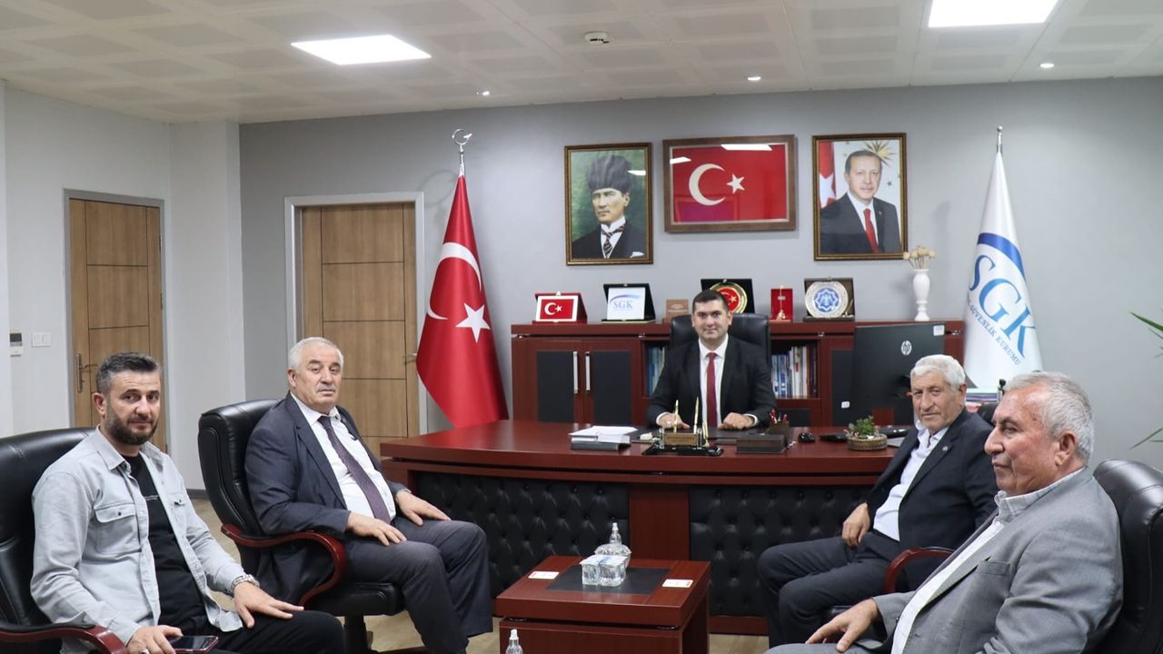 Afyonkarahisar SGK’da ziyaretçi fırtınası görseli