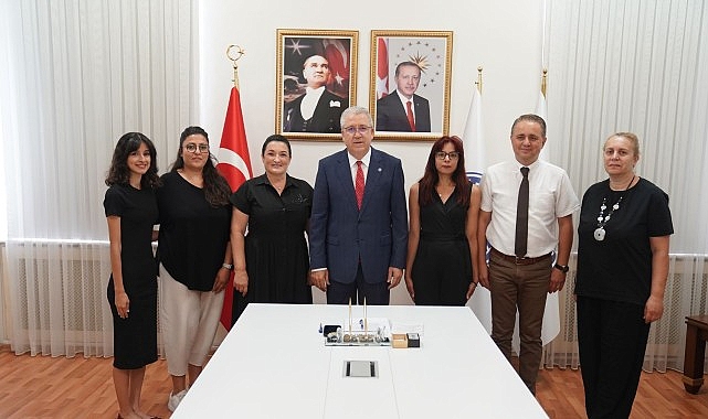 Ege Üniversitesinde sporcu sağlığına yeni bir soluk: Adölesan su altı ragbi sporcuları için TÜBİTAK destekli araştırma başlatıldı görseli