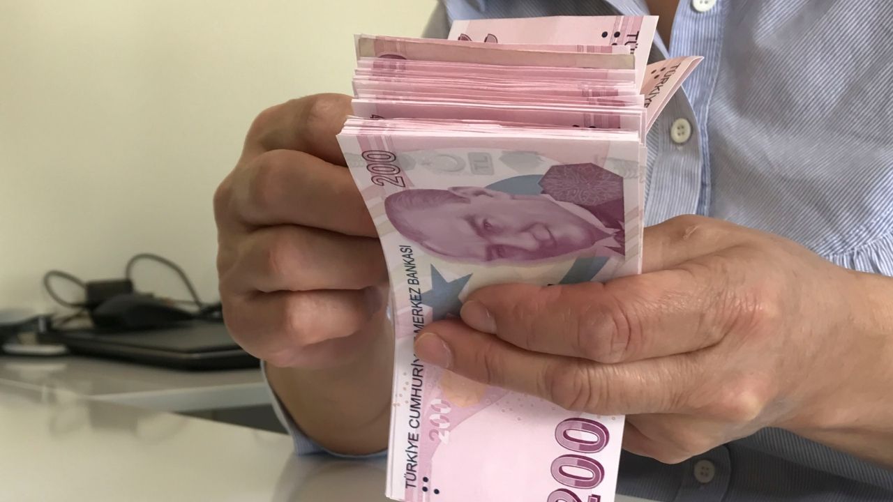 Emekli zam farkı 4 Şubat’ta yatıyor görseli