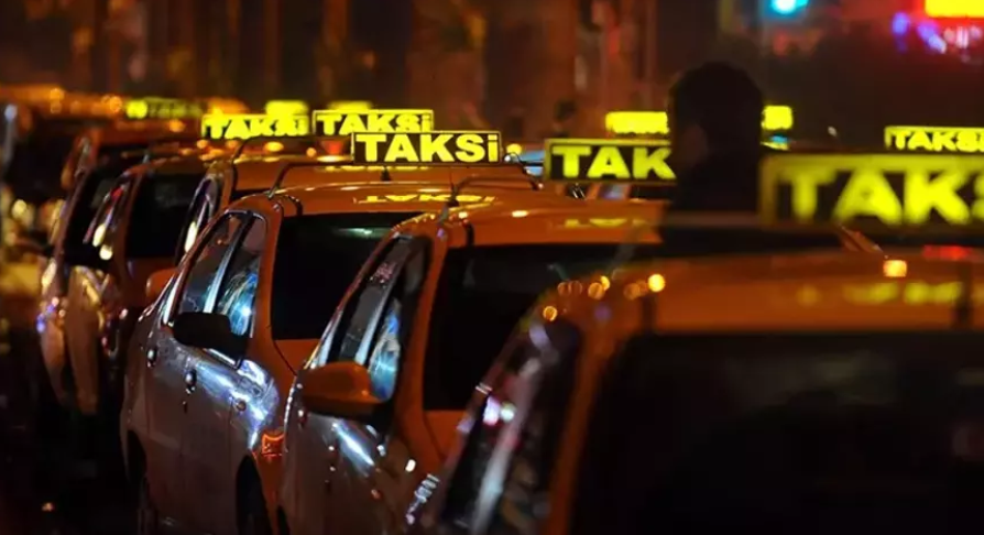İstanbul’da "Uygulama Bazlı" 156 Yeni Taksi Plakası Satıldı! görseli