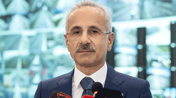Bakan Uraloğlu: "Güney Kore'de 5G Vardı, Ancak Türkiye'deki 4.5G Hızını Geçemedi görseli