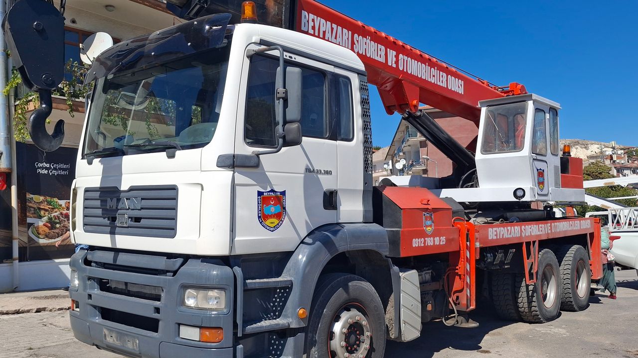 Beypazarı Şoförler Odası’ndan üyelere vinç hizmeti görseli