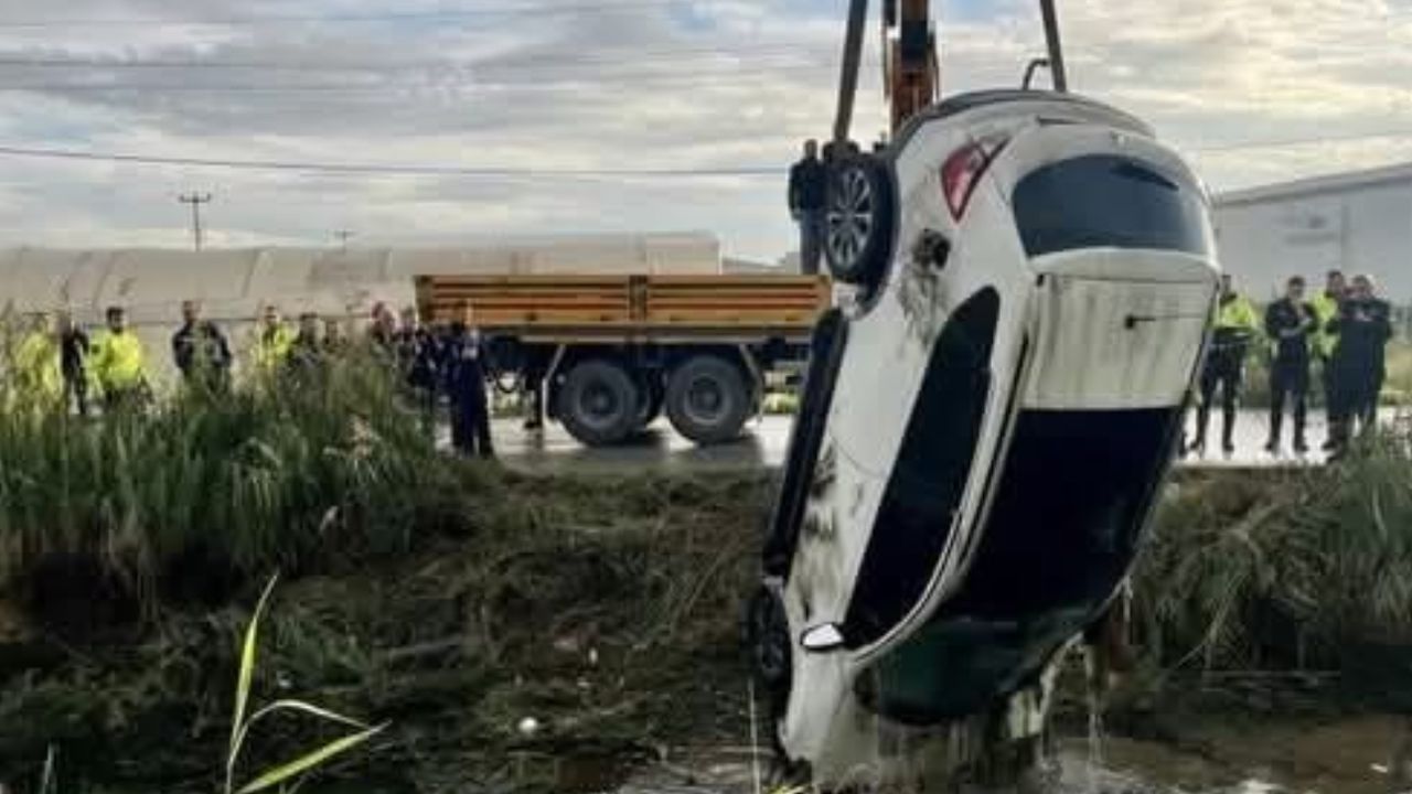 Antalya’da dereye düşen otomobilde kadın ölü bulundu görseli