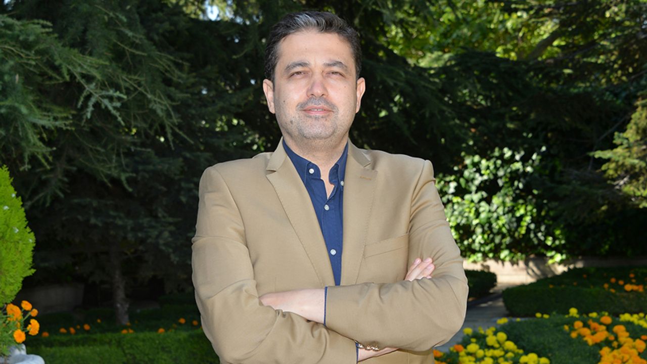 Av. Cüneyd Altıparmak: "Ülke satın alınabilir mi?" görseli