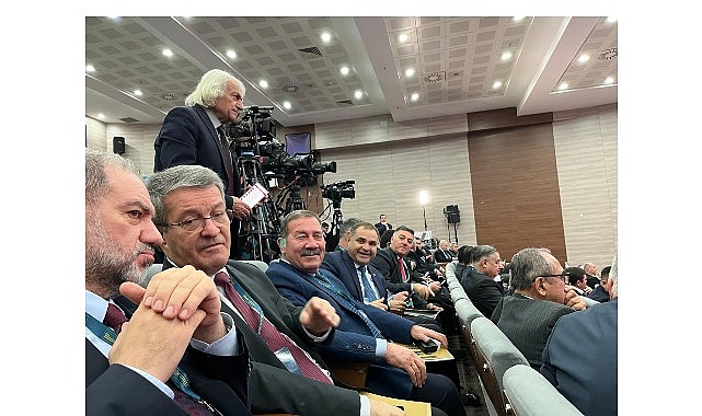 Başkan Topuz, OSBÜK 23. Olağan Genel Kurul Toplantısı’na Katıldı görseli