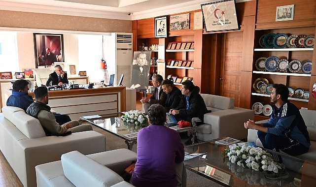 Antrenörlerden Başkan Topaloğlu’na ziyaret görseli