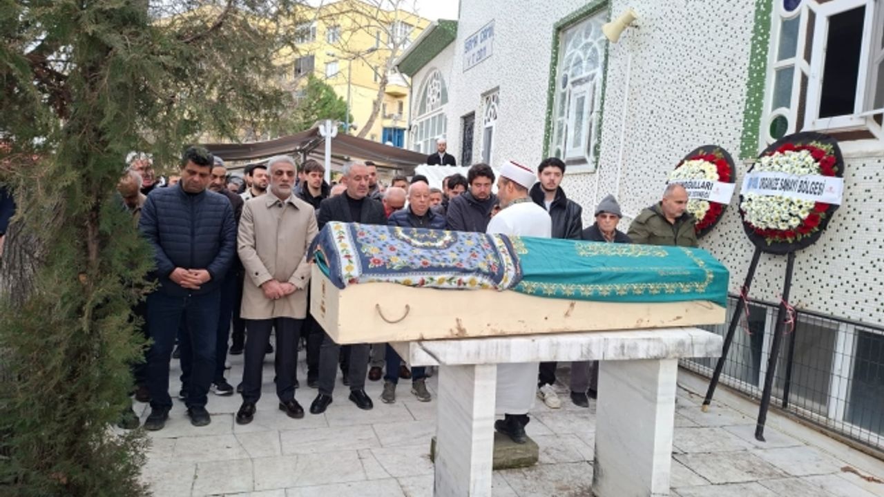 RATEM Genel Saymanı Zafer Beyaz'ın annesi Azime Beyaz hayatını kaybetti görseli