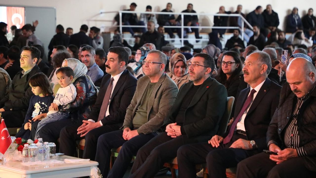 Arpaçay Aşıklar ve Halk Müziği şöleni coşkulu geçti görseli