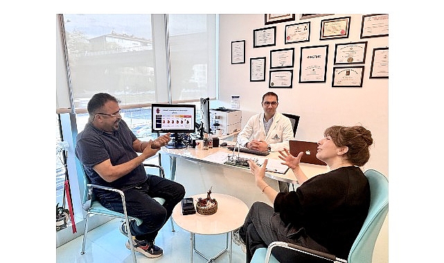 Travma Sonrası Böbrek Yetmezliği Gelişen Yönetmen Onur’un Hayatını Ablasının Bağışı Kurtardı görseli