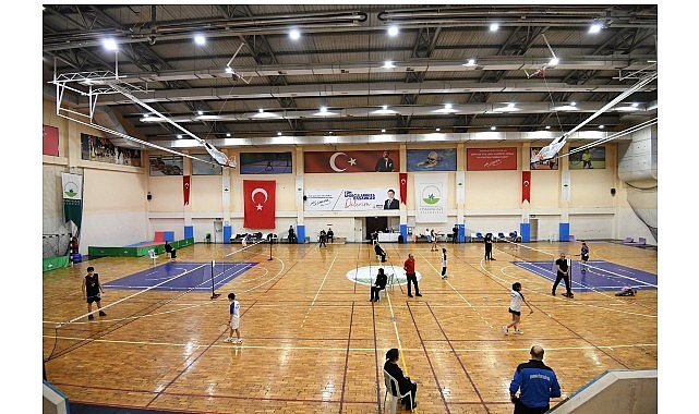 Osmangazi’de Badminton Heyecanı Zirveye Taştı görseli