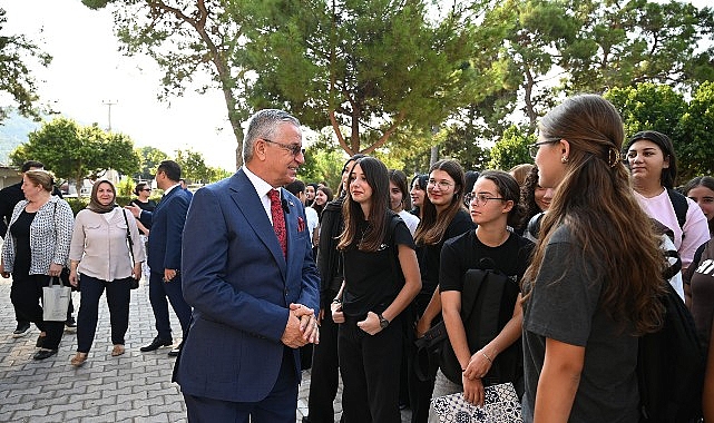 Yeni eğitim ve öğretim yılı başladı görseli