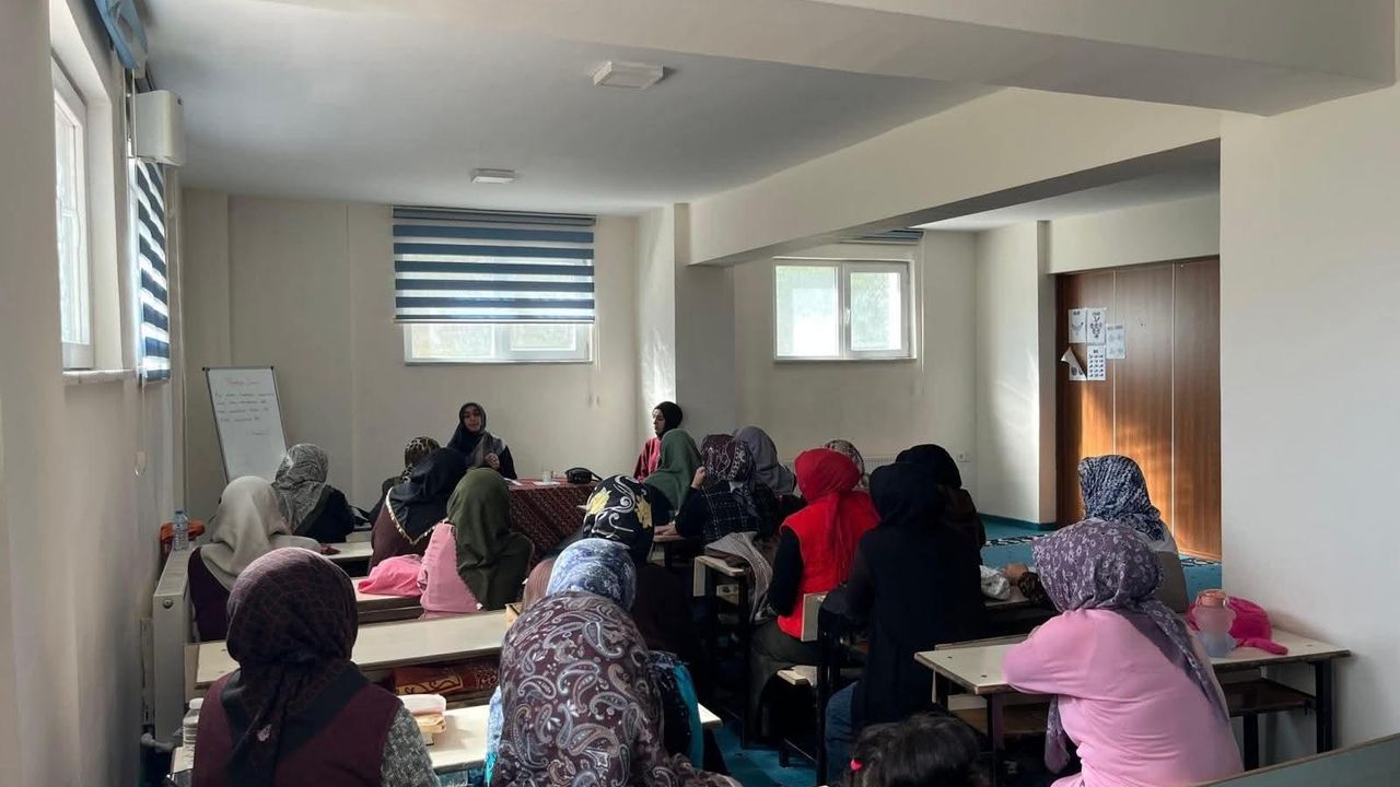 Kur’an Kurslarında Çevre Bilinci ve Mahremiyet Eğitimi görseli