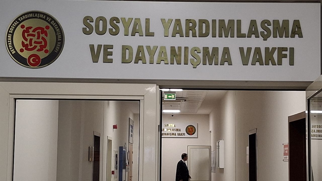 Beypazarı Kaymakamlığı’ndan kışa erken hazırlık: 807 aileye kömür yardımı görseli