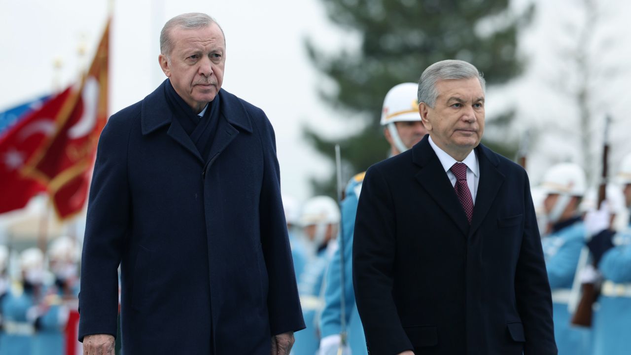Cumhurbaşkanı Erdoğan, Özbekistan Cumhurbaşkanı Mirziyoyev’i Beştepe’de ağırladı görseli