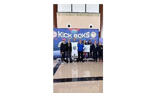 EÜ öğrencisi Elif Ceren Şanlı, Kick Boks’ta Türkiye Şampiyonu oldu görseli