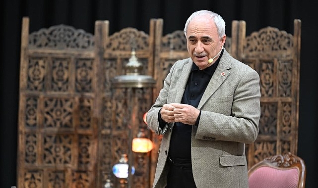Usta Kalem Nurullah Genç, Kartepe’de Gönüllere Dokundu görseli