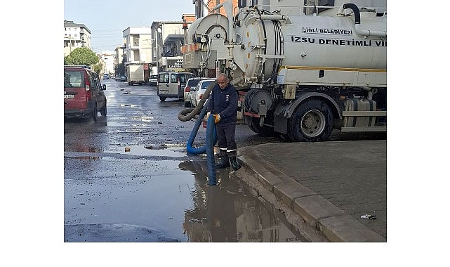 Çiğli Belediyesi Fırtına ve Sağanağa Karşı Seferber Oldu görseli