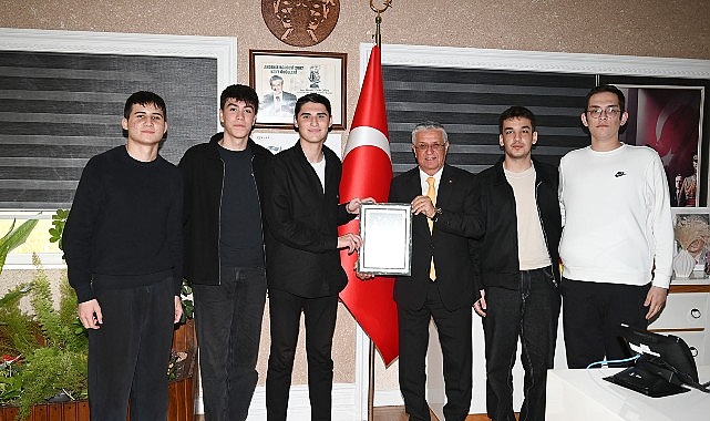 Gençlik Meclisi’nden Başkan Topaloğlu’na Anlamlı Ziyaret görseli