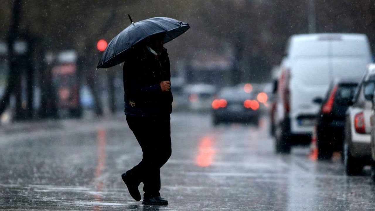 Meteoroloji’den uyarı: Doğu Karadeniz’de kuvvetli sağanak bekleniyor görseli