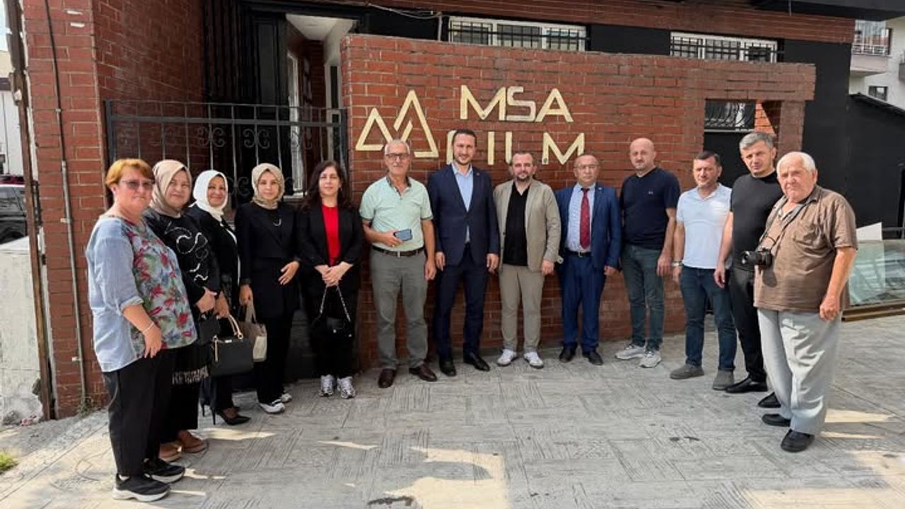 AK Parti Düzce İl Teşkilatı’ndan Düzce basınına anlamlı ziyaret görseli