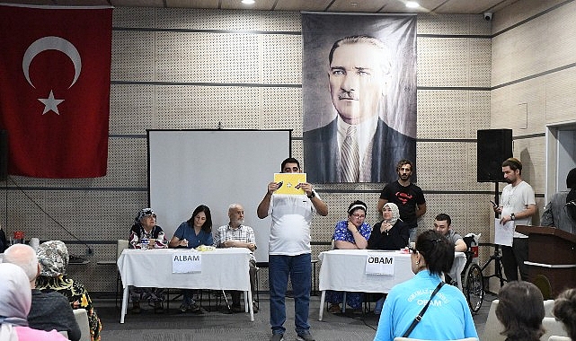 Hacıveliler Köyü’ne Atatürk büstü görseli