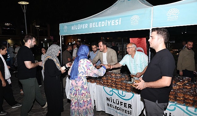 Nilüfer’de kandil geleneği mahallelerde yaşatıldı görseli